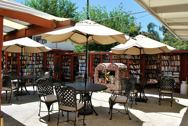 Pinterest Isn’t this just the perfect setting for an outdoor bookshop?